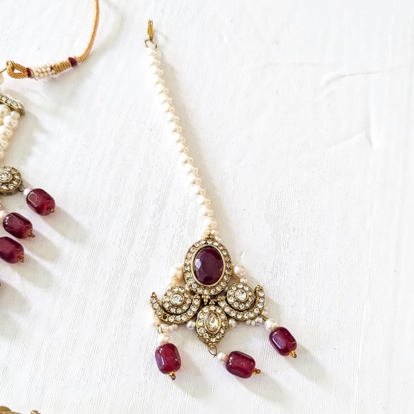 Indian Pakistani Bridal Jewelry Set, 5-Piece - Maroon / Pearl - Picture 6 of 11